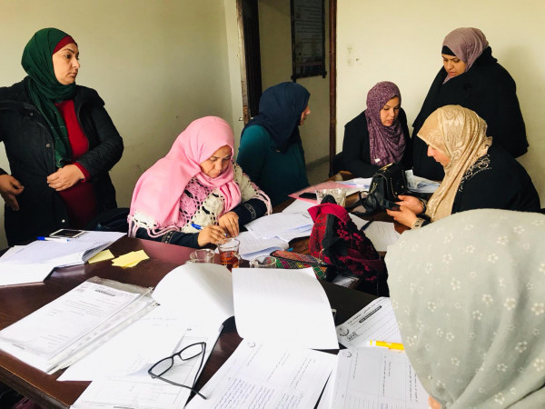 دائرة المرأة تناقش مخرجات حملة العمل اللائق وتقريرها الإداري